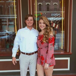 Meet your Posher, Brooke